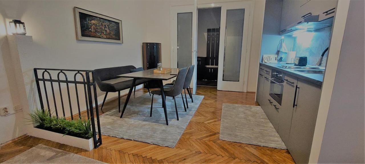 Appartamento Bohemian Belgrado Esterno foto